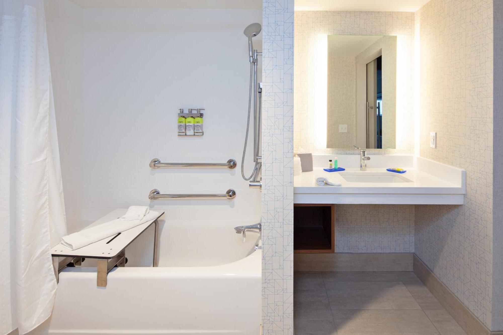 Holiday Inn Express Hotel & Suites Ventura Harbor By Ihg Exteriér fotografie