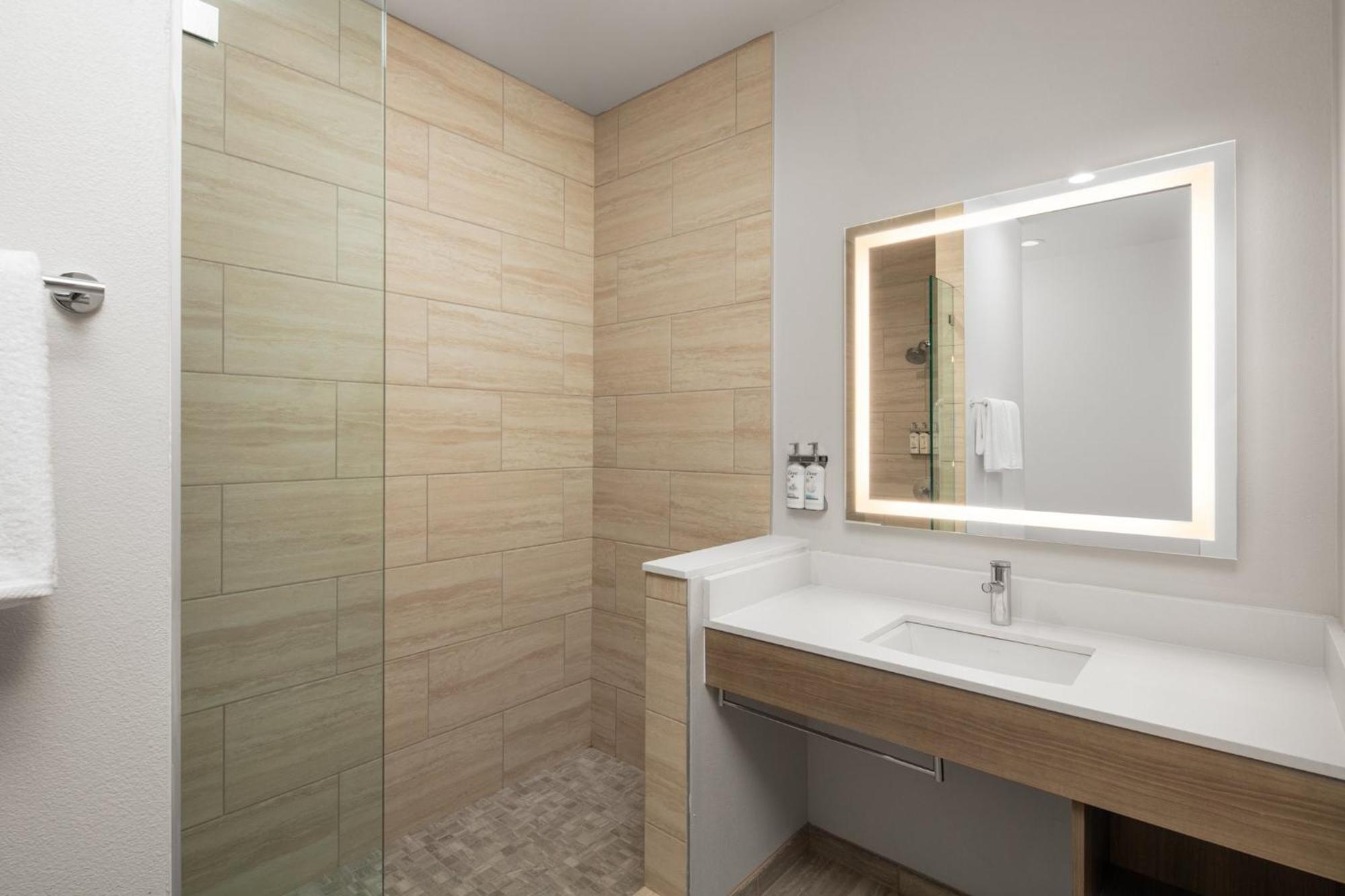 Holiday Inn Express Hotel & Suites Ventura Harbor By Ihg Exteriér fotografie